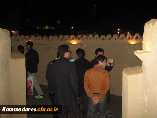 بازدید و حضور جمعی دیگر از دانشجویان پردیس شهید مدرس در روز ولادت حضرت زهرا(س)وحضرت امام خمینی(ره)از محله بنی هاشم