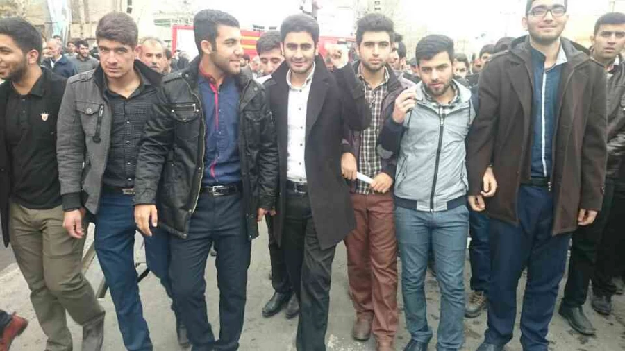 حضور گسترده ی دانشجویان در یوم الله 22بهمن