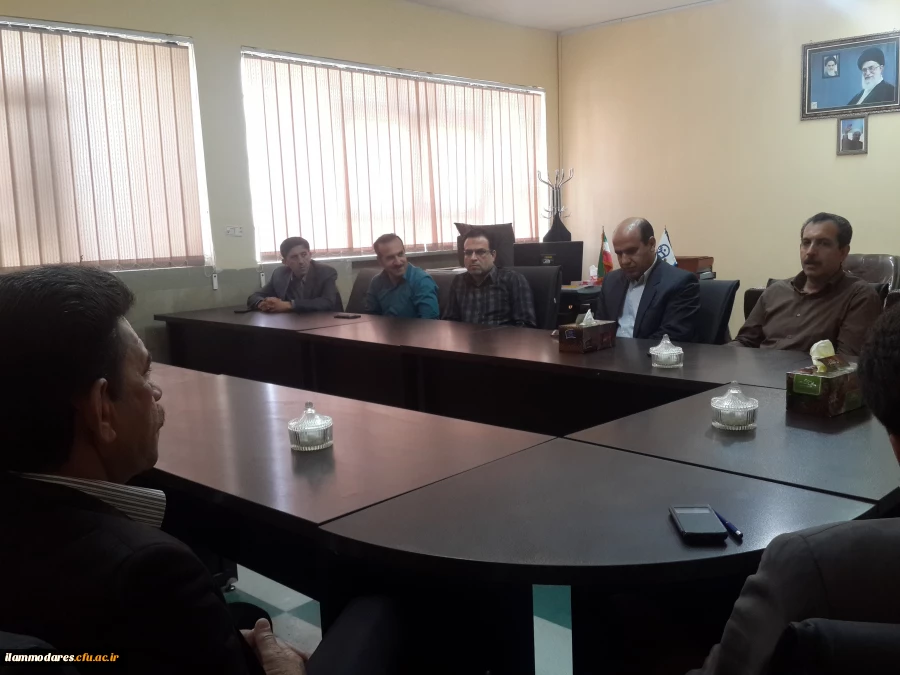 تقدیر از همکاران بازنشسته