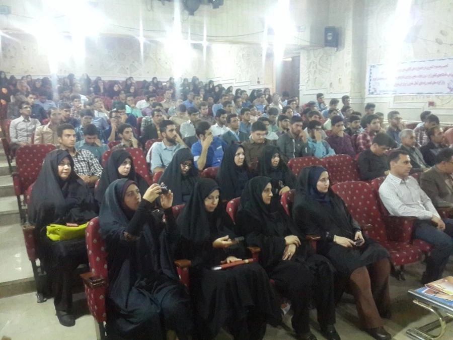 آیین آغازین سال تحصیلی دانشجویان دانشگاه فرهنگیان و گرامیداشت هفته ی دفاع مقدس