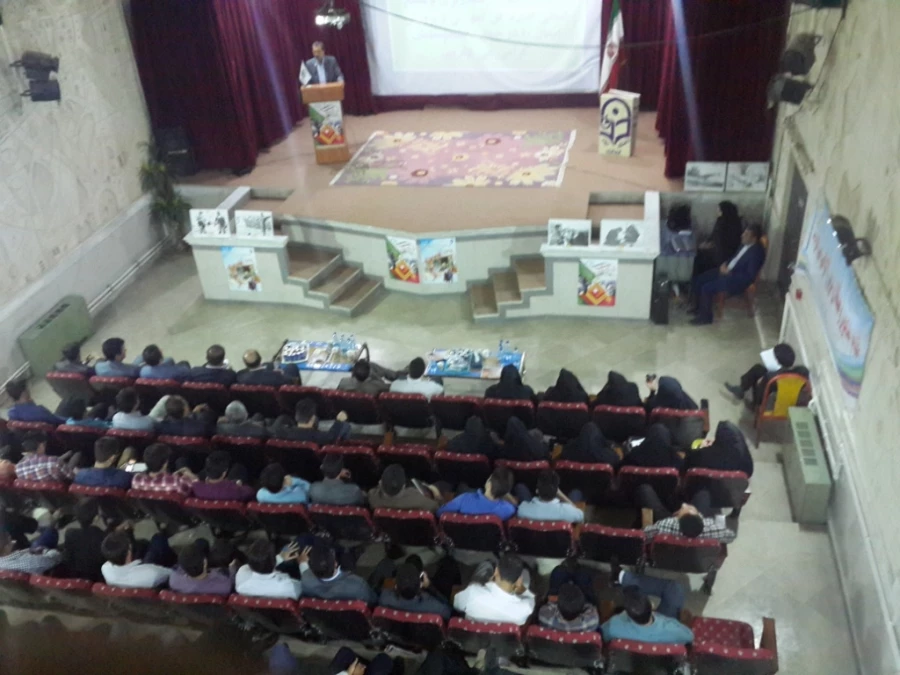 آیین آغازین سال تحصیلی دانشجویان دانشگاه فرهنگیان و گرامیداشت هفته ی دفاع مقدس