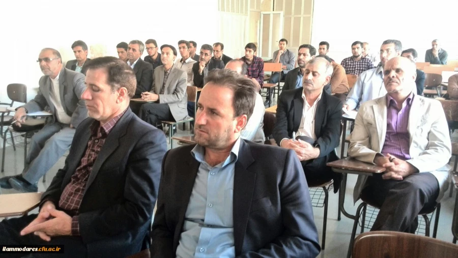 برگزاری جلسه ی اساتیدپردیس