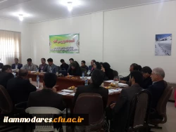 برگزاری جلسه نقد وبررسی کتاب یادهای یادگار