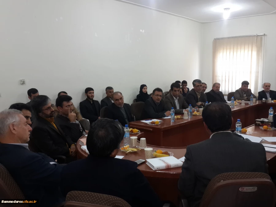 برگزاری جلسه نقد وبررسی کتاب یادهای یادگار