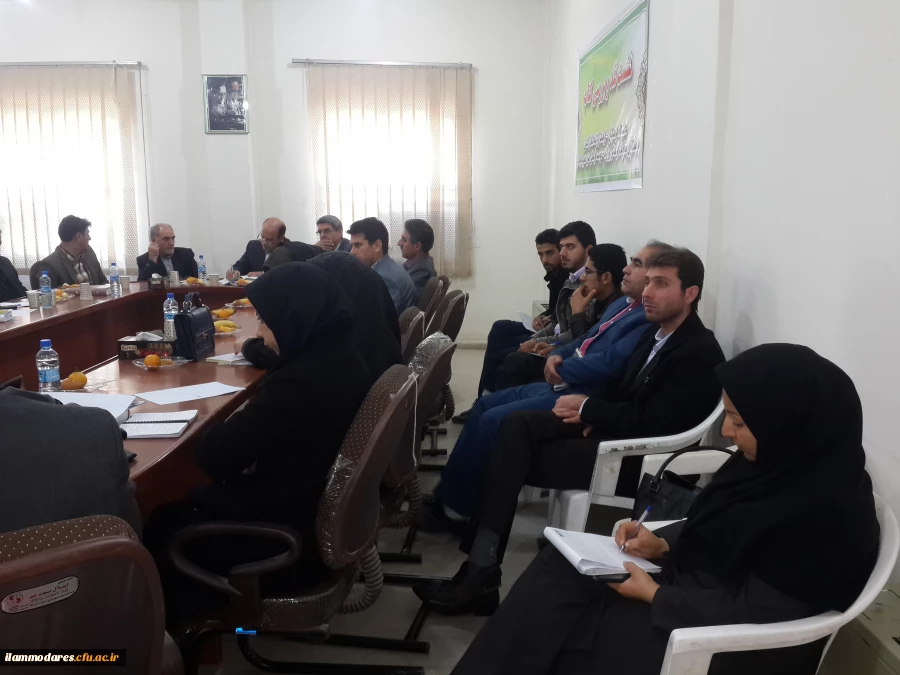 برگزاری جلسه نقد وبررسی کتاب یادهای یادگار