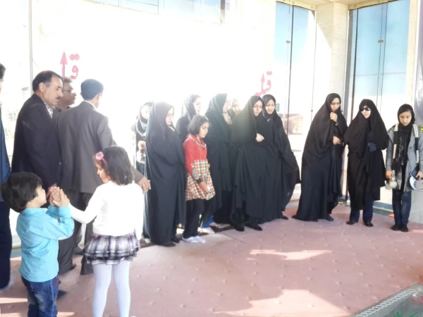 حضور تعدادی از خانواده های محترم عضو بسیج اساتید دانشگاه فرهنگیان استان در اردوی یکروزه ی راهیان نور 5