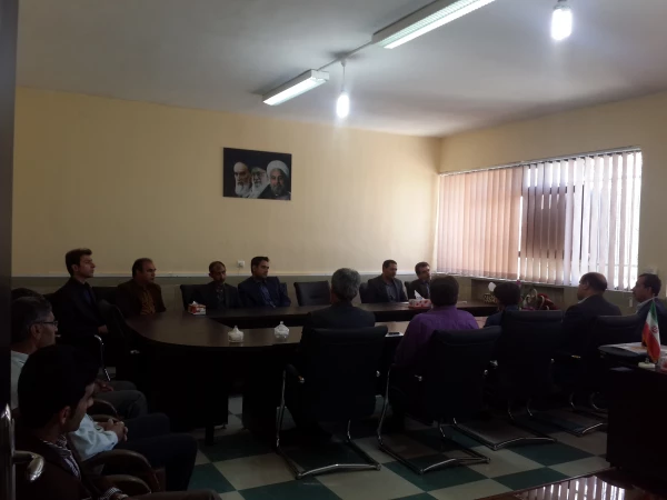 جلسه کارکنان پردیس شهید مدرّس ایلام با مدریت پردیس های استان  2