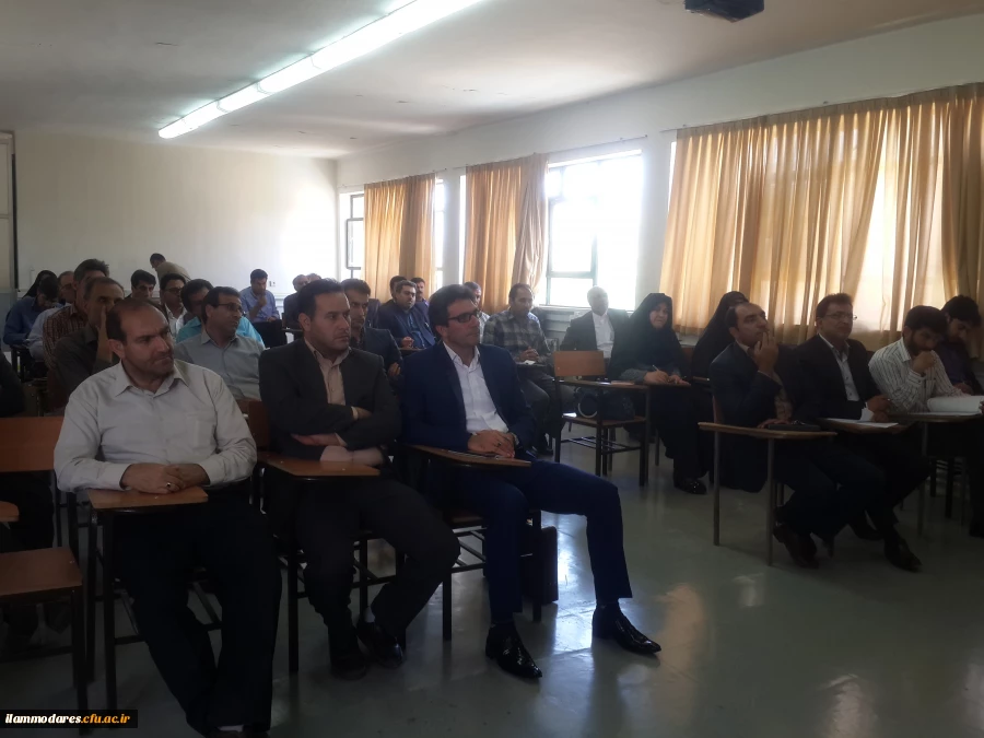 نشست هم اندیشی «حلقه های صالحین» بسیج اساتید دانشگاه فرهنگیان استان ایلام