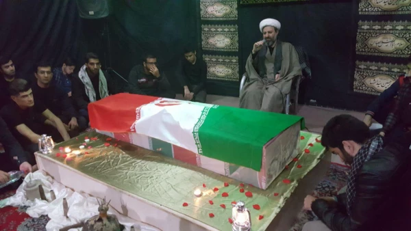 مراسم استقبال و میزبانی پیکر مطهرشهید گمنام دفاع مقدس در نمازخانه سرای دانشجویی 2