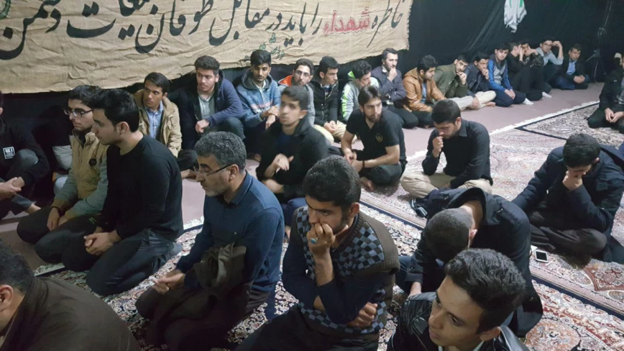 مراسم استقبال و میزبانی پیکر مطهرشهید گمنام دفاع مقدس در نمازخانه سرای دانشجویی 4