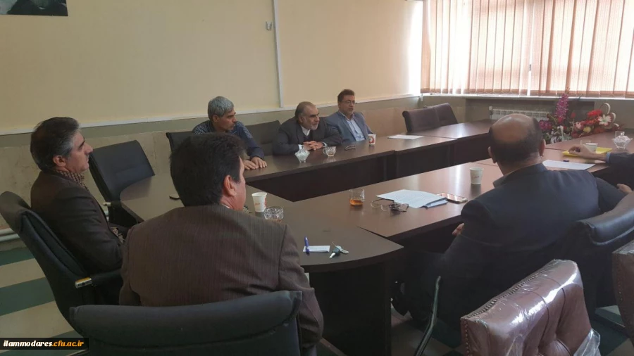 برگزاری جلسه شورای پردیس شهید مدرس 2