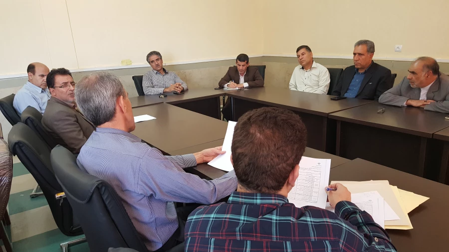 تشکیل جلسه هماهنگی اعضای کمیته های اجرایی و تخصصی  استخدام پیمانی سال 1397 آموزش و پرورش  استان ایلام 4