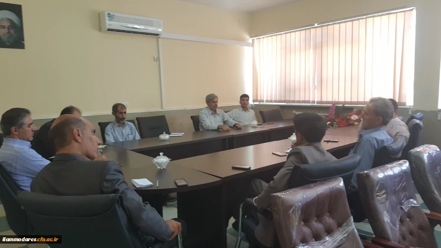 تشکیل جلسه کارکنان و مسؤلان پردیس در آستانه سال تحصیلی جدید و بازگشایی دانشگاه ها و مراکز آموزشی 2