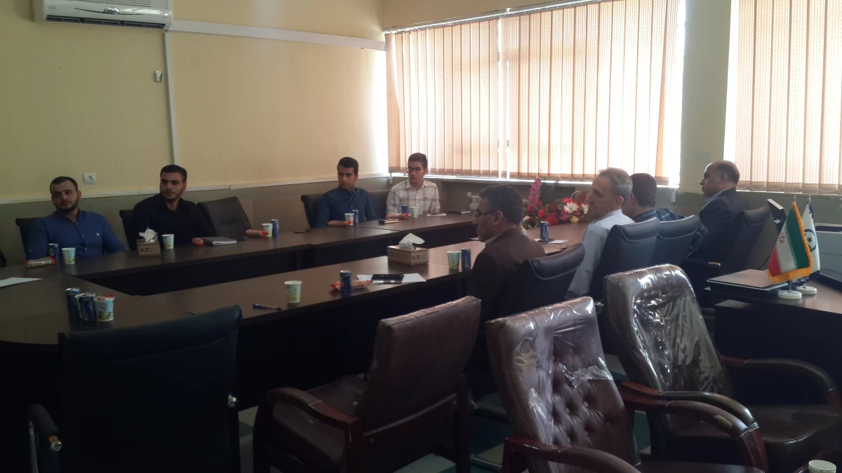 برگزاری جلسه ی  اقامه نماز جماعت در پردیس 2