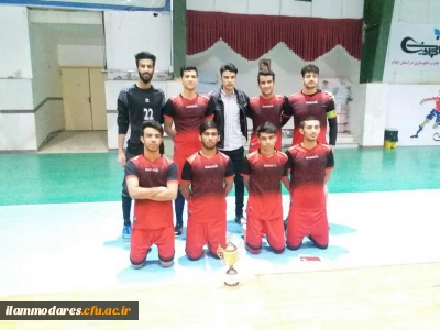 برگزاری مسابقات فوتسال به مناسبت روز دانشجو