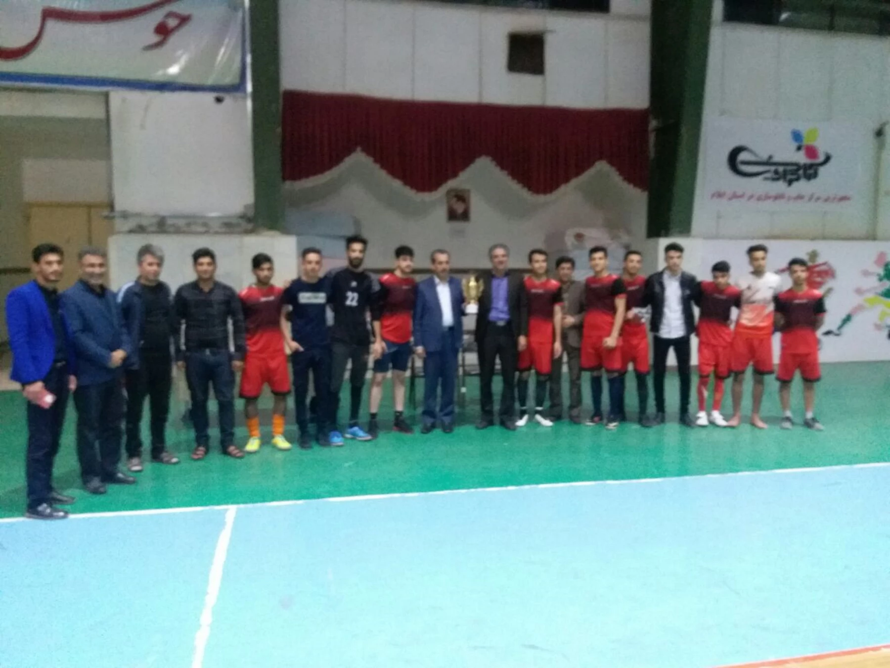 برگزاری مسابقات فوتسال به مناسبت روز دانشجو 3