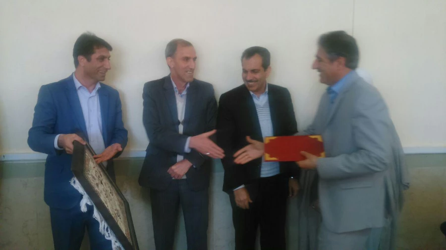 مراسم تکریم ومعارفه معاون آموزشی، فرهنگی، پژوهشی و توسعه و منابع انسانی و امور دانشجویی پردیس 6