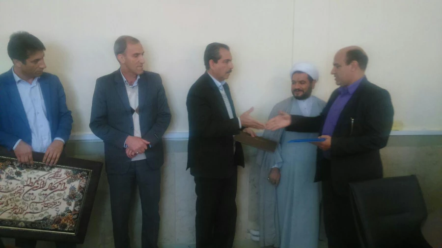 مراسم تکریم ومعارفه معاون آموزشی، فرهنگی، پژوهشی و توسعه و منابع انسانی و امور دانشجویی پردیس 8