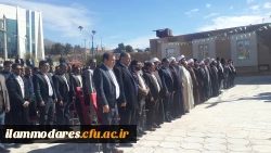 حضور مسؤلین، کارکنان وتعدادی از اساتید دانشگاه فرهنگیان درمراسم غبارروبی مزار شهدای گمنام دانشگاه ایلام 2