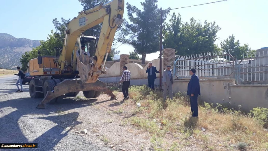 شروع عملیات پروژه آب رسانی به پردیس شهید مدرس دانشگاه فرهنگیان استان ایلام بعد از گذشت بیش از سه دهه 2