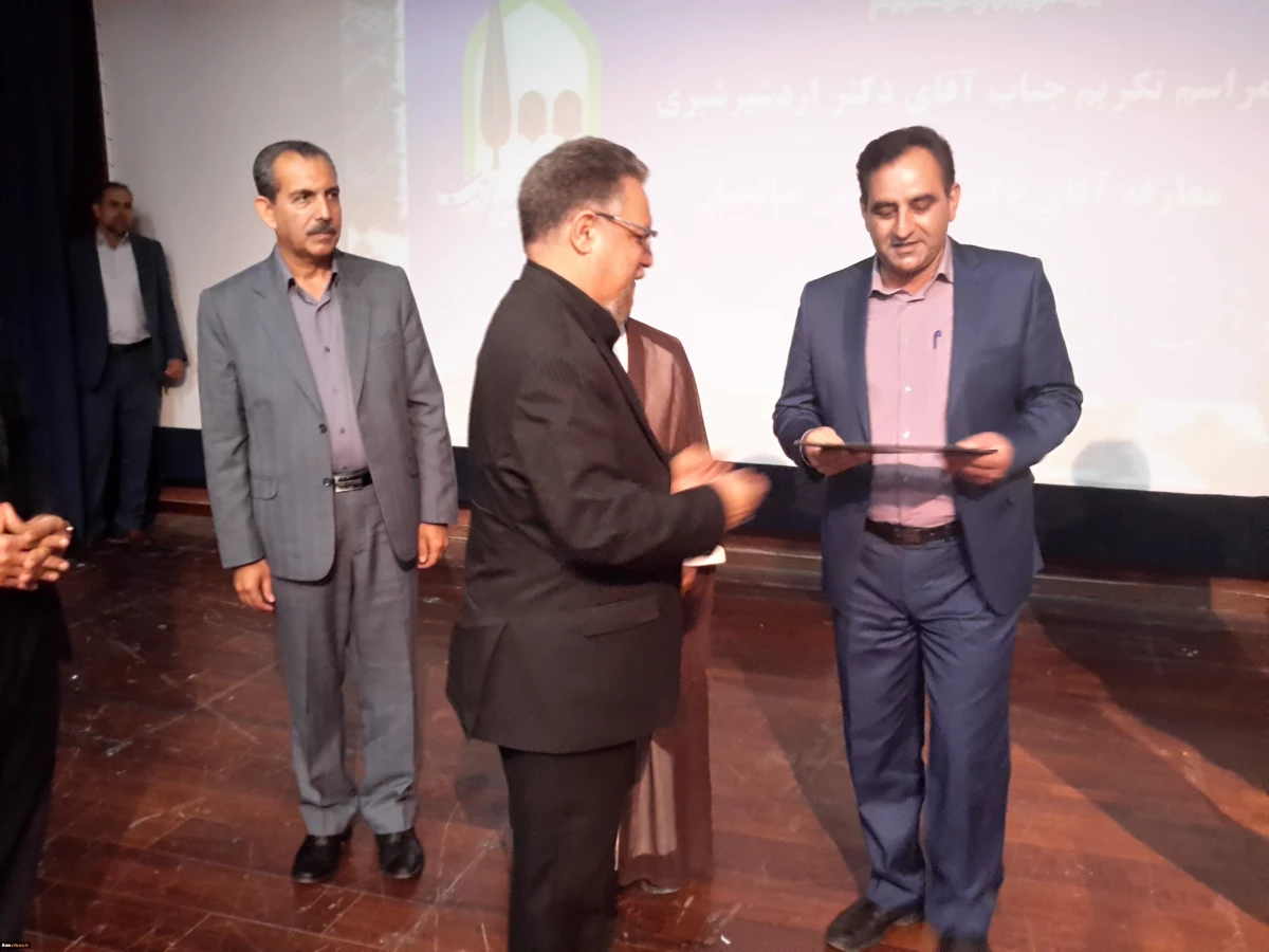 آیین تکریم و معارفه سرپرست دانشگاه فرهنگیان استان ایلام با حضور معاونت محترم نظارت و ارزیابی و تضمین کیفیت دانشگاه فرهنگیان کشور 4