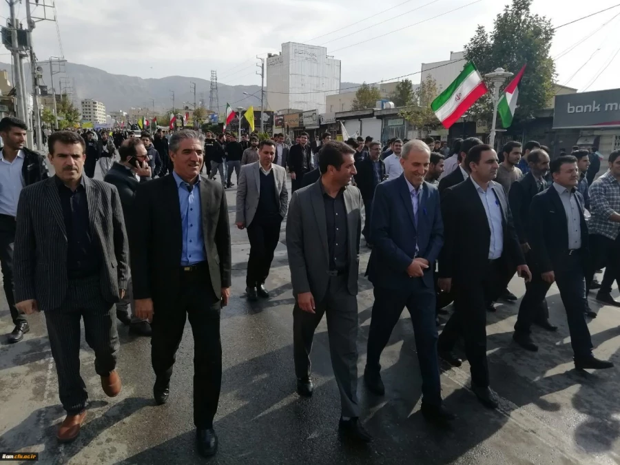 حضورکارکنان، اساتید و دانشجو معلمان پردیس شهید مدرس در راهپیمایی 13 آبان  5