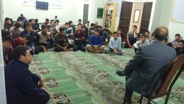 برگزاری کارگاه نقش خود مراقبتی در سلامت روان و کارگاه آموزشی تحکیم خانواده در سلامت روان به مناسبت هفته سلامت روان 2