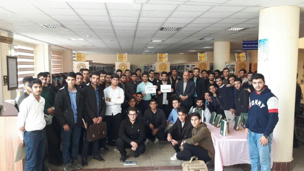 بازدید علمی- پژوهشی دانشجویان پردیس شهید مدرس از کتابخانه مرکزی ایلام 6