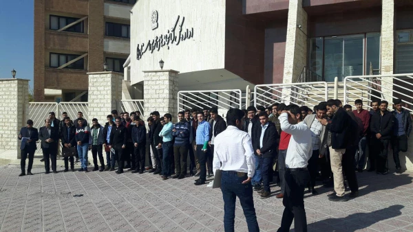 بازدید علمی- پژوهشی دانشجویان پردیس شهید مدرس از کتابخانه مرکزی ایلام 7