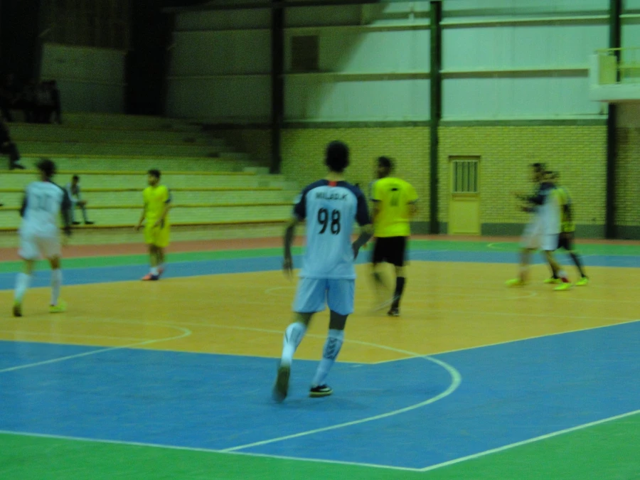 
برگزاری مسابقات جام فوتسال به مناسبت 16 آذر در پردیس شهید مدرس 3