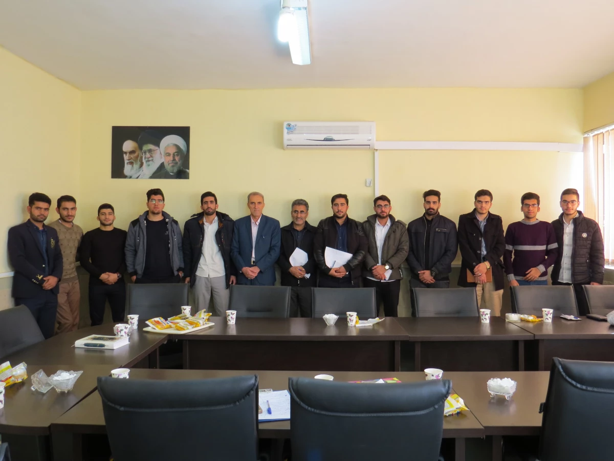 شست فرهنگی دبیران کانون های فرهنگی، اجتماعی ونمایندگان سایر تشکل های دانشجویی با حضور آقای دکتر باپیری سرپرست پردیس  3