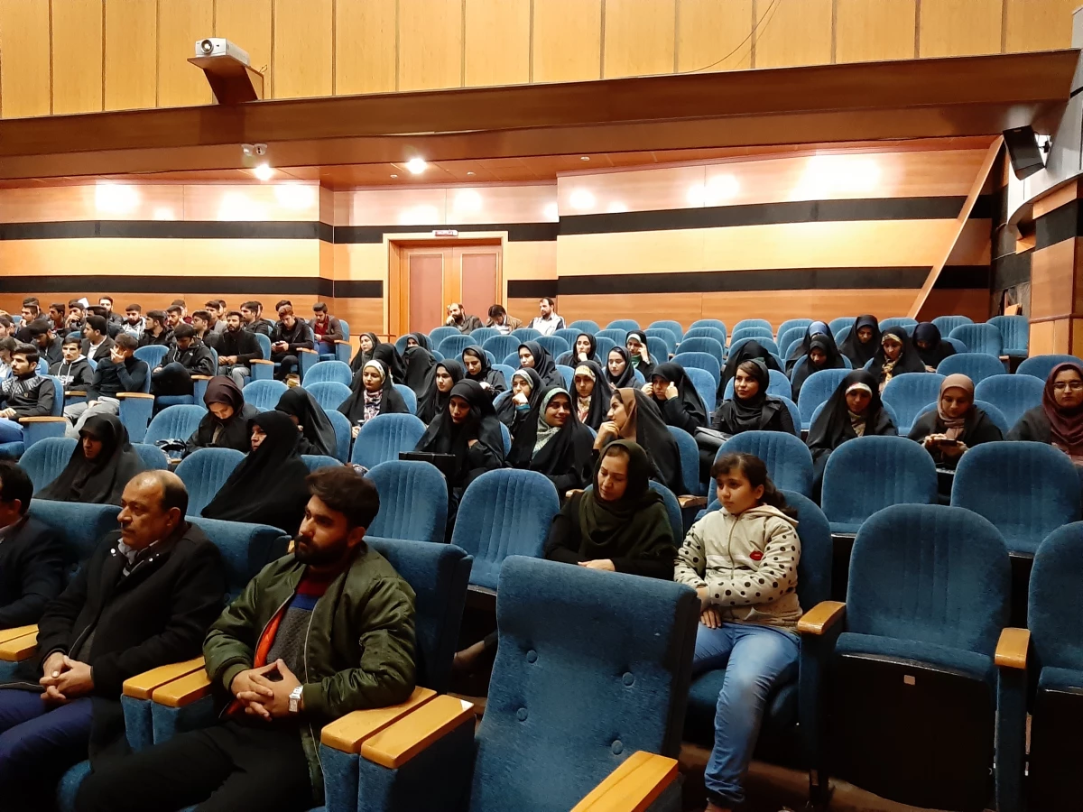 برگزاری جلسه مناظره سیاسی با حضور دو  عضو فعال اصلاح طلب و اصولگرا توسط تشکل جامعه اسلامی دانشجو معلمان پردیس 2