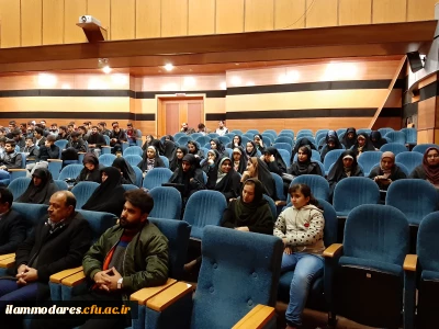 برگزاری جلسه مناظره سیاسی با حضور دو  عضو فعال اصلاح طلب و اصولگرا توسط تشکل جامعه اسلامی دانشجو معلمان پردیس