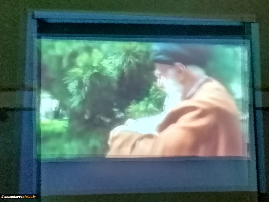 برگزاری مراسم جشن انقلاب با حضور دکتر صالحیان سرپرست محترم پردیس های استان 3