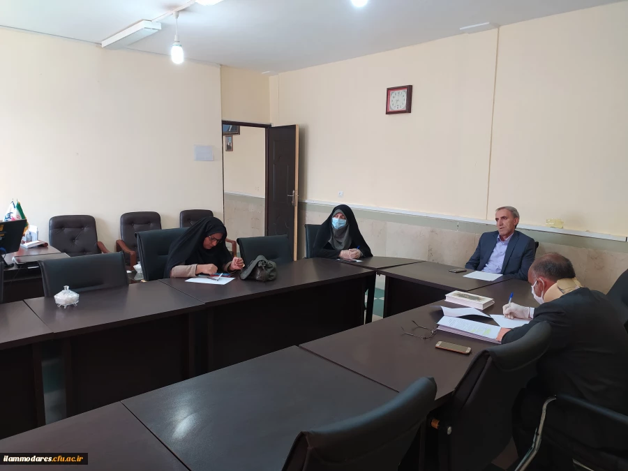 برگزاری جلسه شورای آموزشی پردیس شهید مدرس پیرامون بخشنامه شماره 2 سازمان مرکزی مبنی بر پیگیری آموزش از طریق فضای مجازی 3