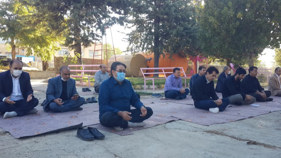 بر پایی مراسم سوگواری حضرت ابا عبدالله الحسین و یاران با وفایش هر روز صبح در فضای باز پردیس 5