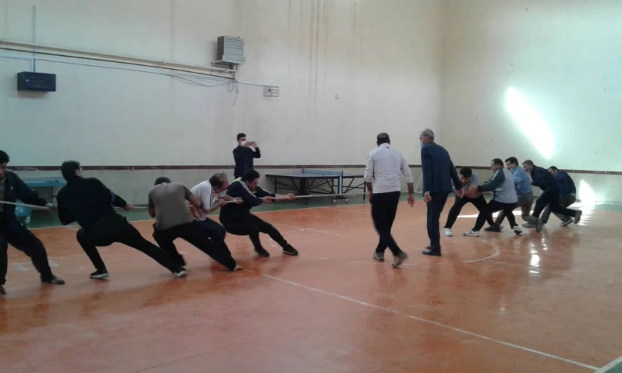 برگزاری مسابقات طناب کشی 6