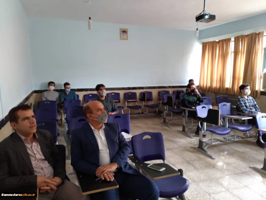 برگزاری کارگاه «تجزیه و تحلیل خطاهای زبانی دانش آموزان در مناطق دو زبانه» 2