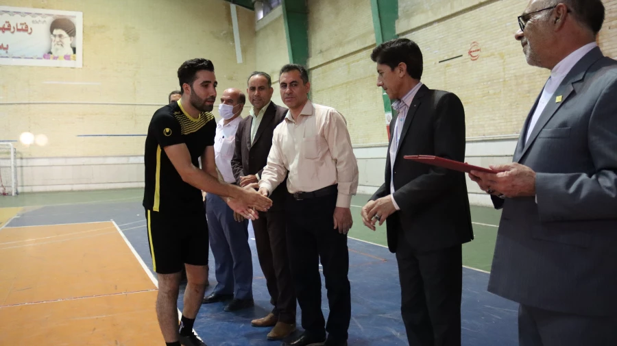 برگزاری مسابقات فوتسال 4