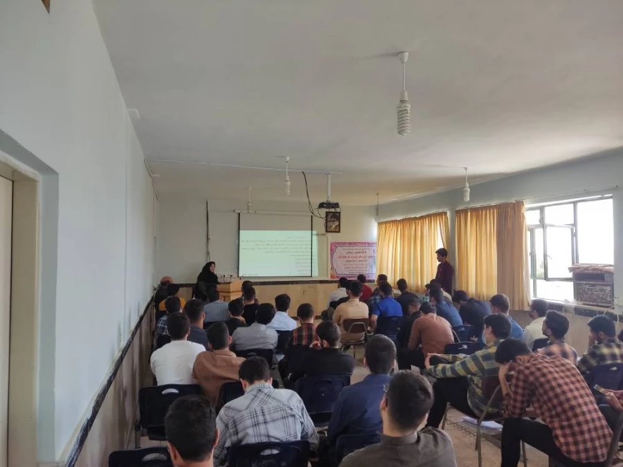 برگزاری کارگاه تخصصی- پژوهشی آموزه های تربیتی در شعر معاصر ایران 6