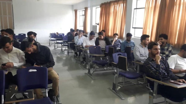 برگزاری کارگاه آشنایی با اخبار انگلیسی 3