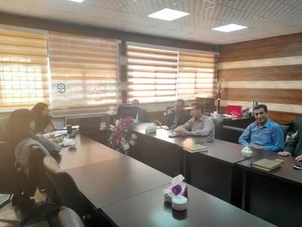 جلسه شورای پژوهش و فناوری استان 4