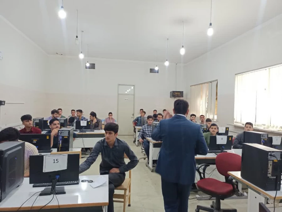 گزارش برگزاری کارگاه spss در پردیس شهید مدرس 5