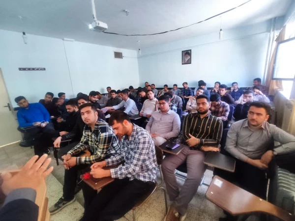 برگزاری کارگاه  پژوهشی بررسی مشکلات اساسی یادگیری زبان انگلیسی 3